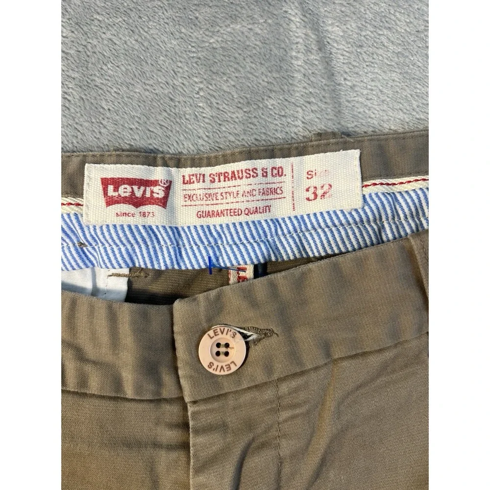 Levi's Mens Khaki Chino Pants Size 32 Casual Straight Flat Front Tan